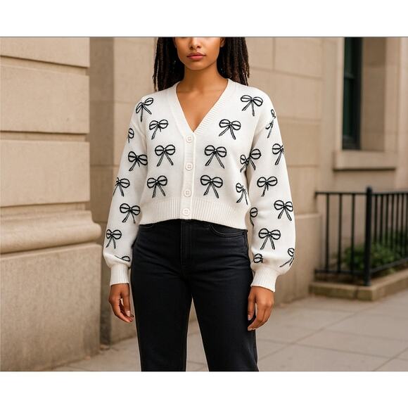 Willow & Wind Sweaters - Boutique Cream Beige & Black Bow Print Cropped Cardigan Sweater Size Medium